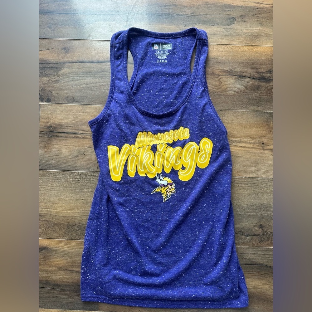 Minnesota Vikings Tank Top Womens S Purple Graphic NFL Racerback